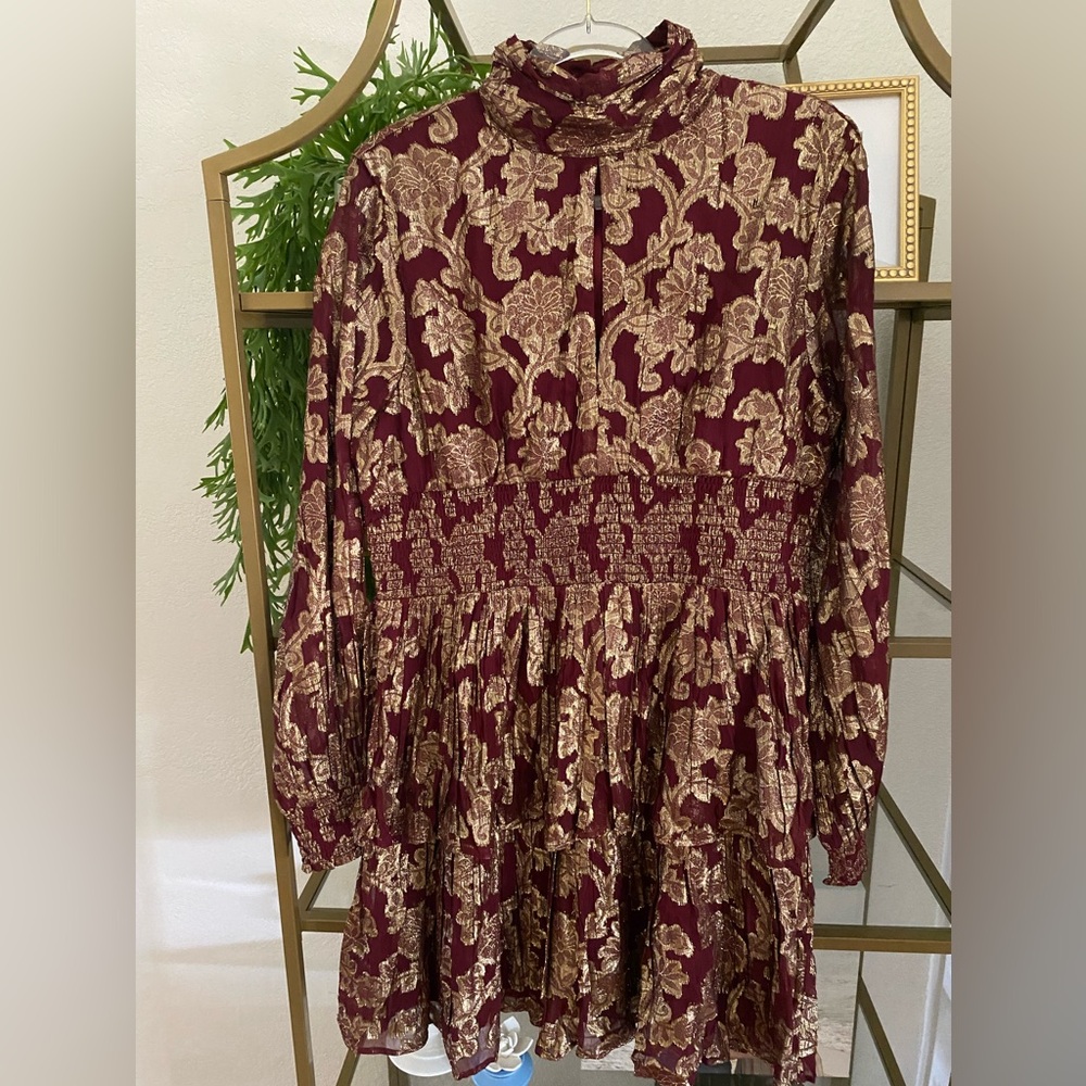 NEW Venus wine and gold tiered short dress high neck front keyhole size 14